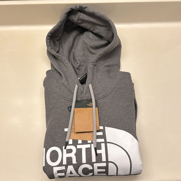 The North Face Men’s Hoodie - Picture 7 of 7